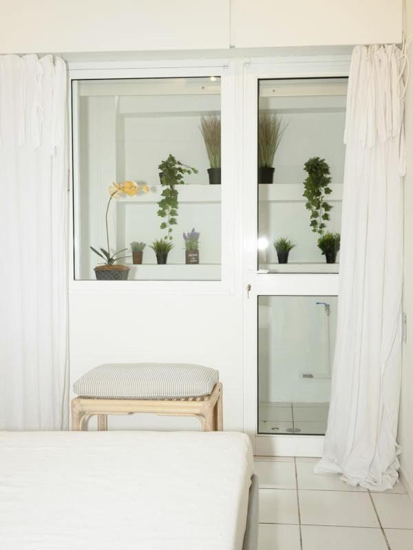 Vouliagmeni'S Secret Garden Near The Sea Apartment Athena Bagian luar foto